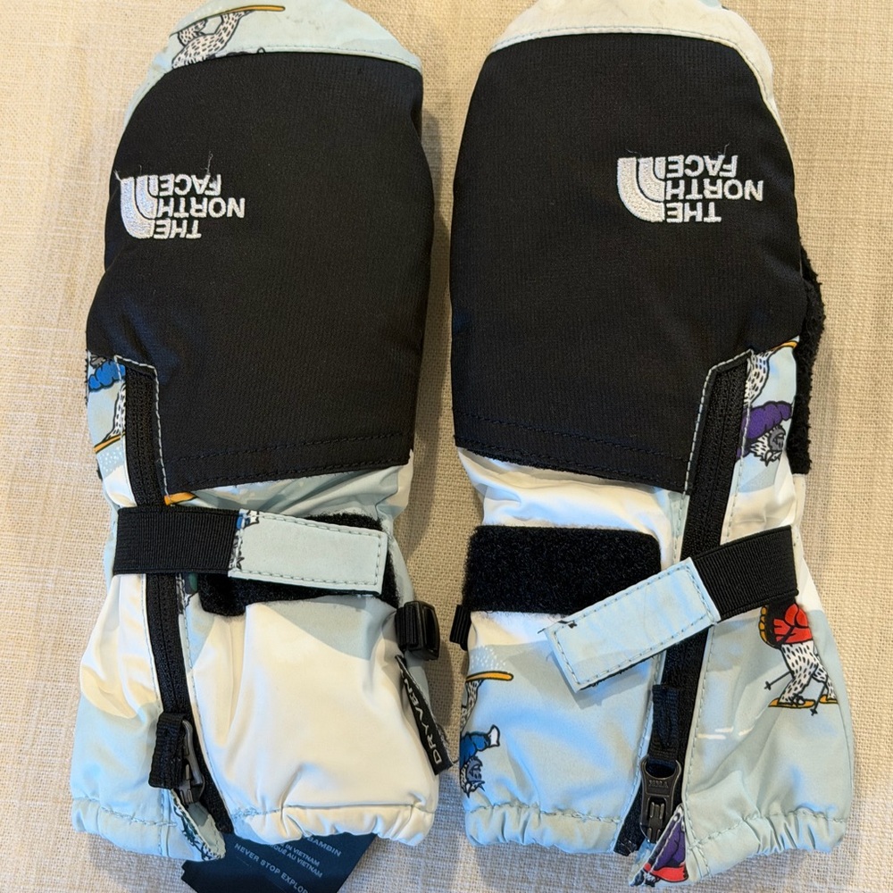 The North Face Black and White Toddler Mittens